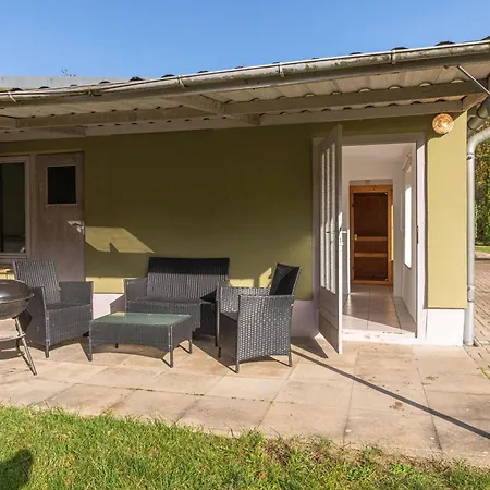 בית נופש Sunshine Mit Sauna, Garten Und Modernem Komfort